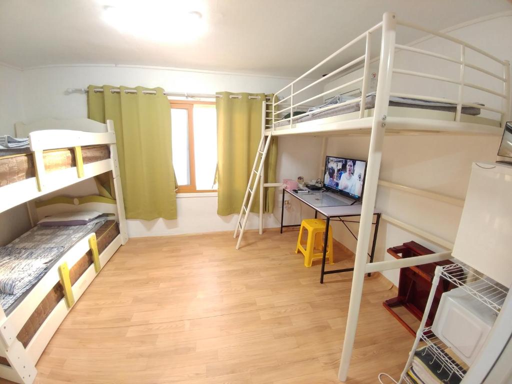 Exclusive Use Whole House For You
