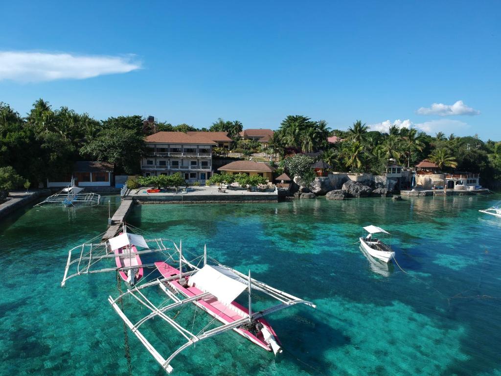 Exterior view, Turtle Bay Dive Resort in Cebu