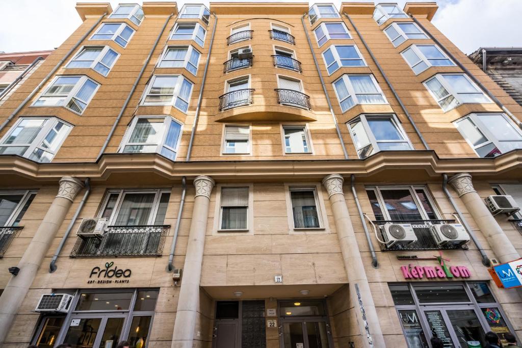 BpR VIVID Downtown Vibe with balcony 전경