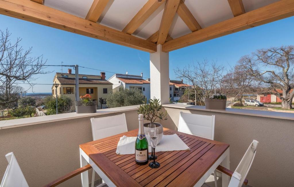 Apartment Romano with Sea View near Porec photo