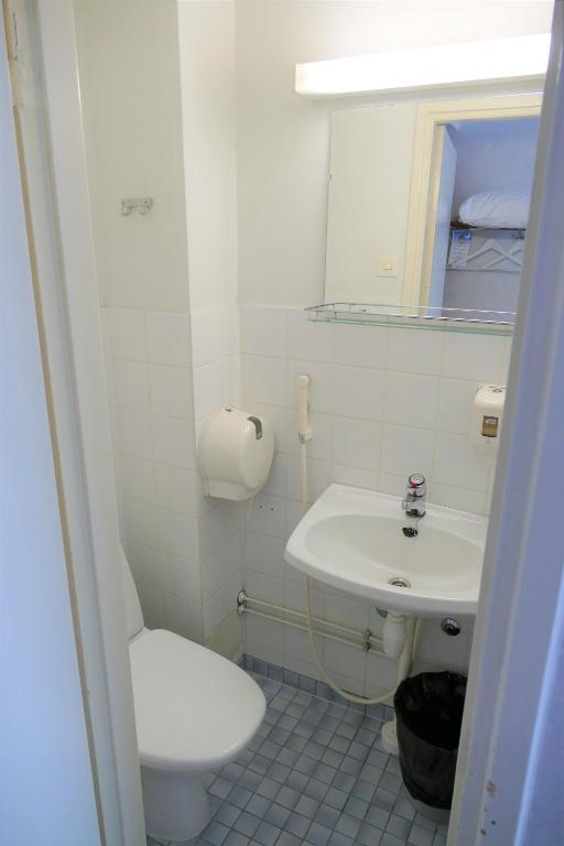 Linnanpiha Bed & Breakfast photo