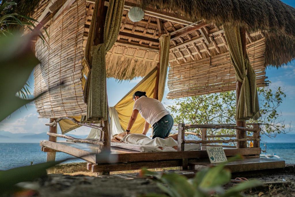 Massage, The Blue Orchid Resort in Cebu