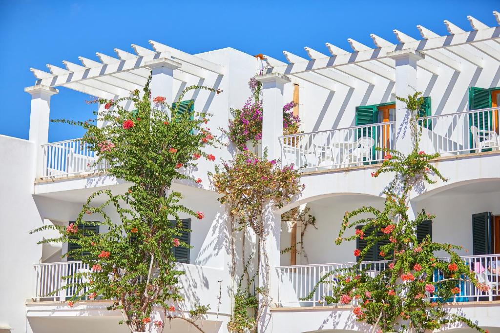 Gavimar Ariel Chico Hotel and Apartments — Cala d´Or, Baleary