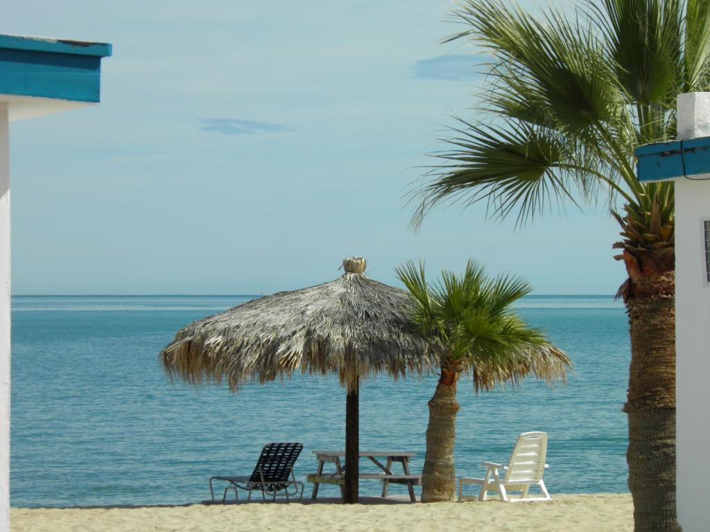 #52 Bungalow Seaside Hotel &amp; Victors RV Park — Hotel in San Felipe