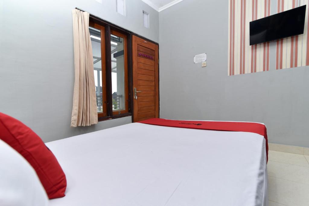 RedDoorz near Teuku Umar Barat Denpasar photo