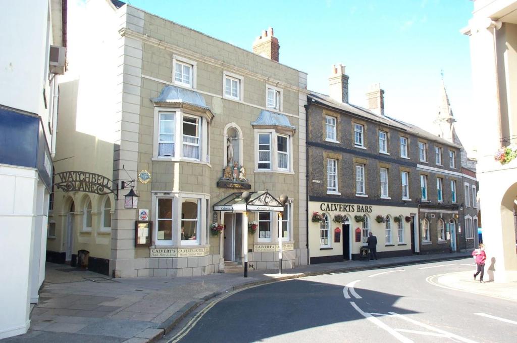Calverts Hotel - Newport, Isle of Wight --- Car Ferry Optional Extra 89 pounds Return from Southampt — Hotel in Isle of Wight