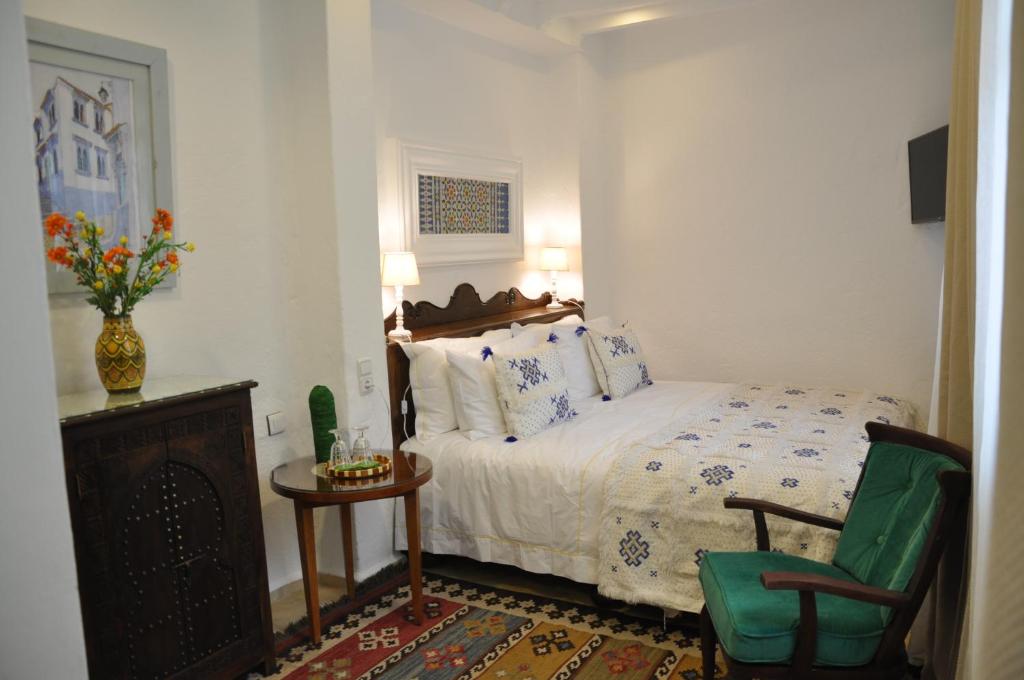 Riad Cherifa photo