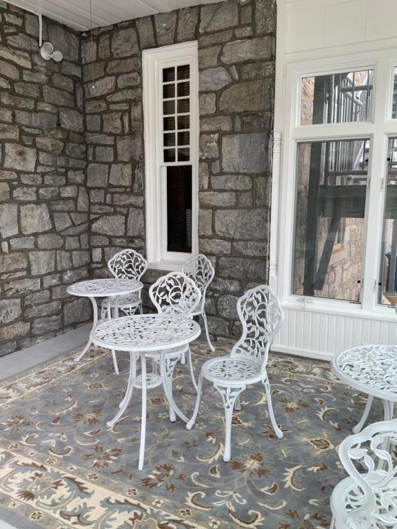 George Washington Wood Bed & Breakfast photo