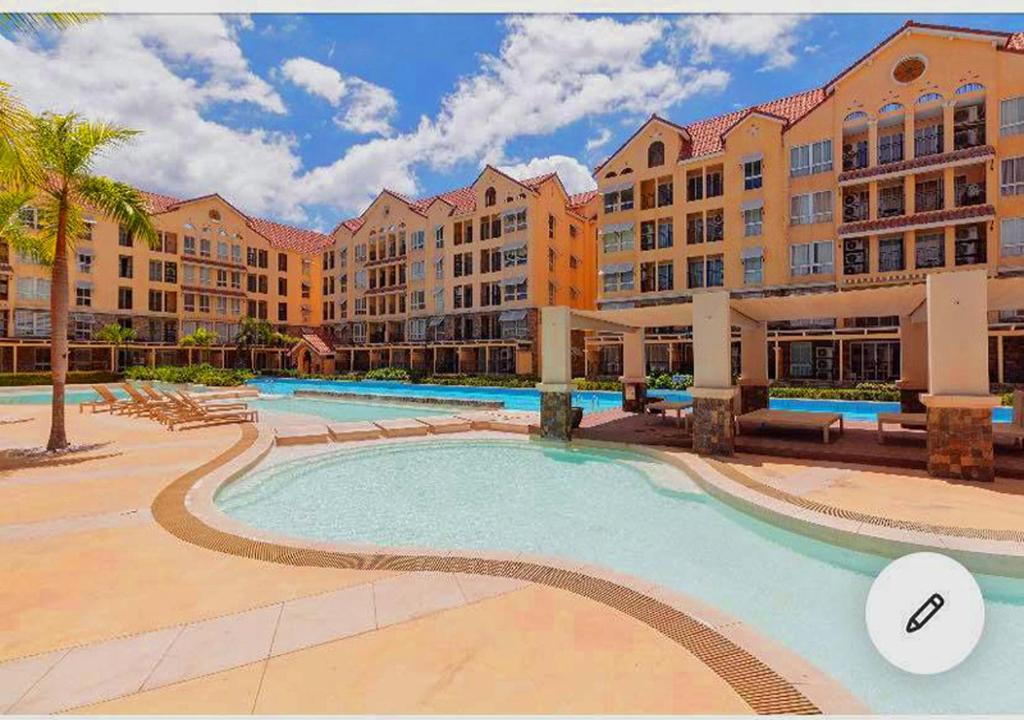 Pacheco Oasis photo