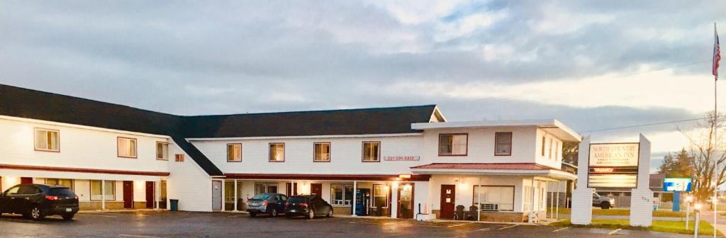 North Country American Inn — Hotel in Kalkaska (MI)