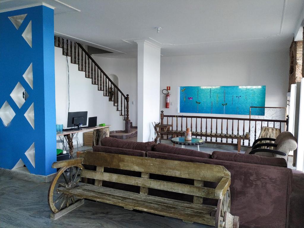 Shared lounge/TV area, Mar a Vista Hostel in Salvador