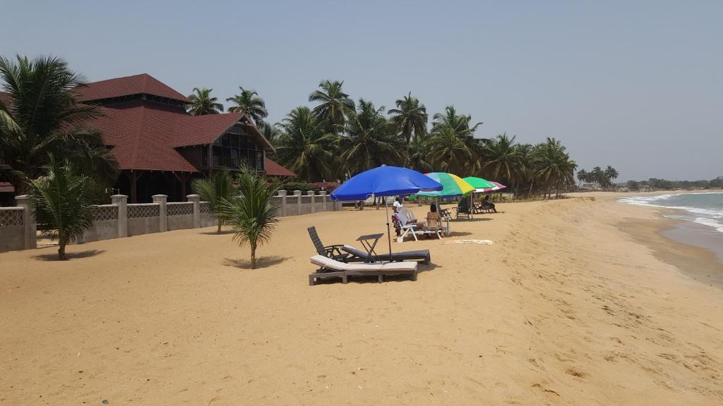 Charlestina Beach Resort photo