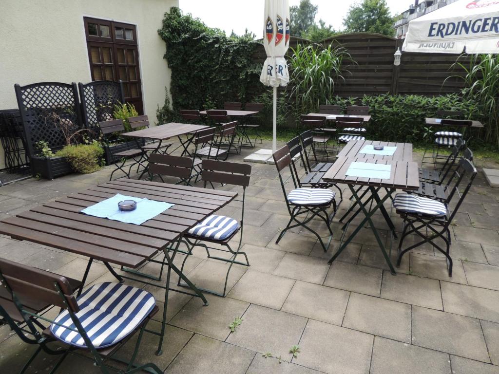 Airport BusinessHotel Koln photo