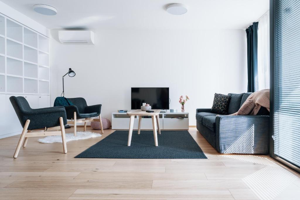 Smart &amp; Green Living by Ambiente — Hotel in Bratislava