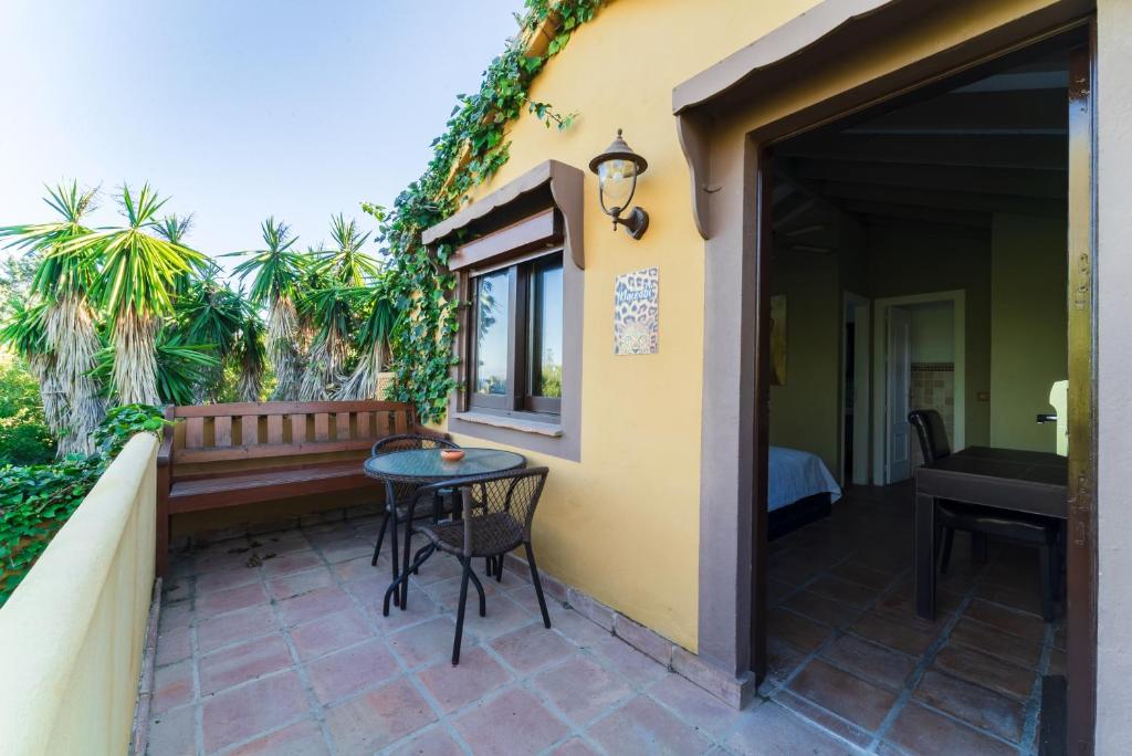 Family hotel Al- Ana Marbella photo