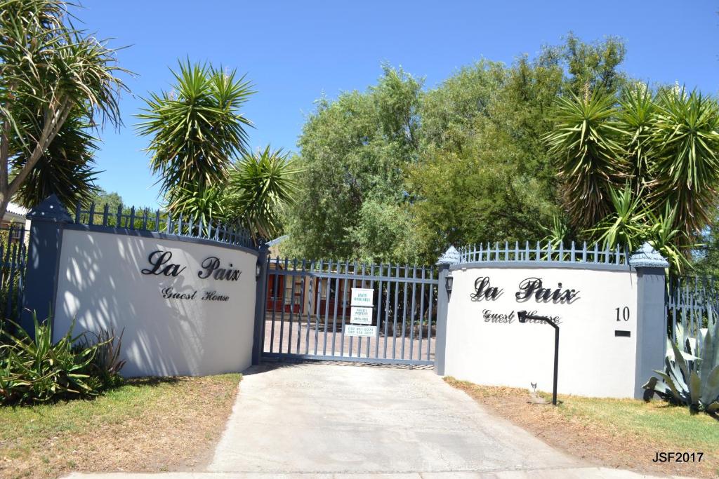 La Paix Guesthouse — Hotel in Beaufort West