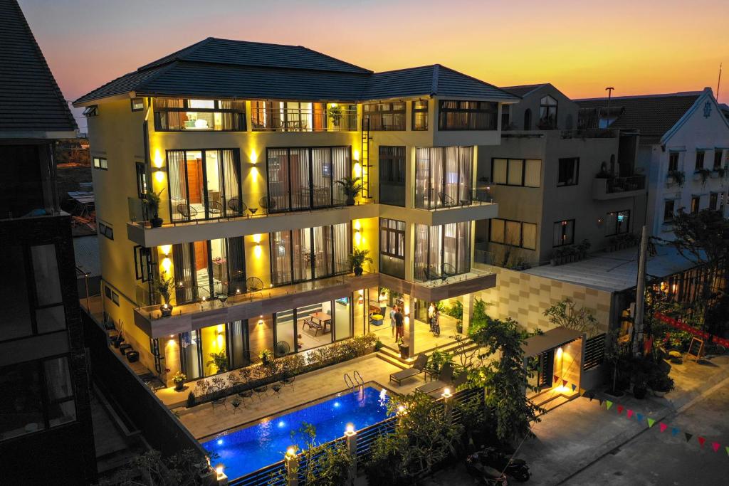 Beach Haven Suites Hoi An photo