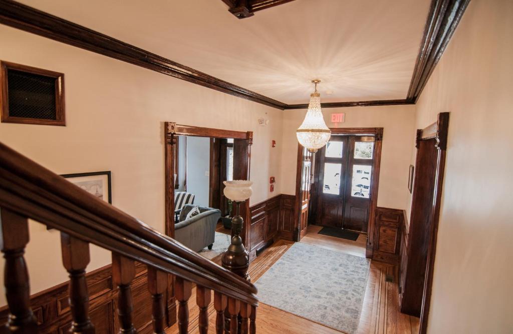 George Washington Wood Bed & Breakfast photo