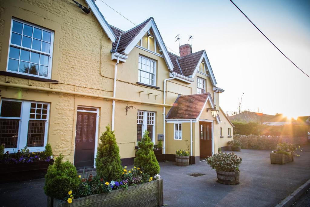 The Bell at Old Sodbury — Hotel in Chipping Sodbury
