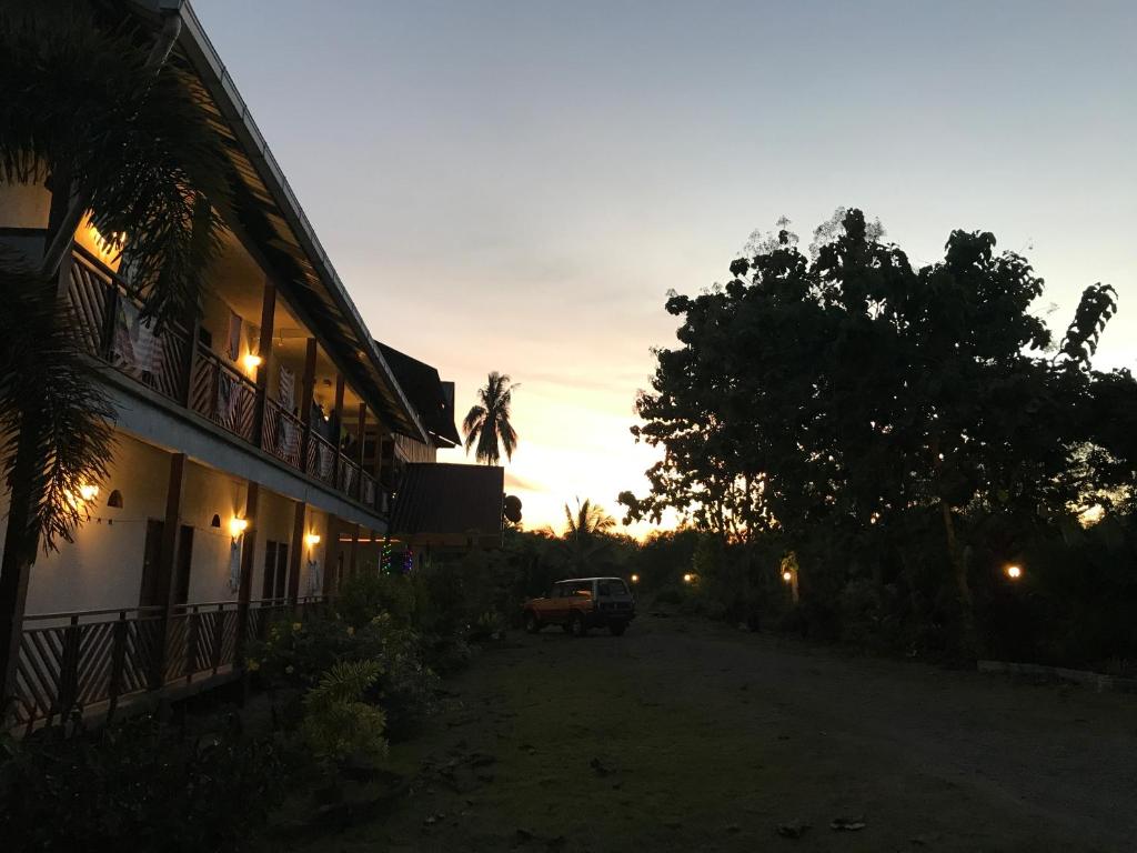RTMS Guesthouse Semporna photo