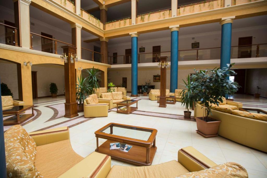 Hotel Russia photo