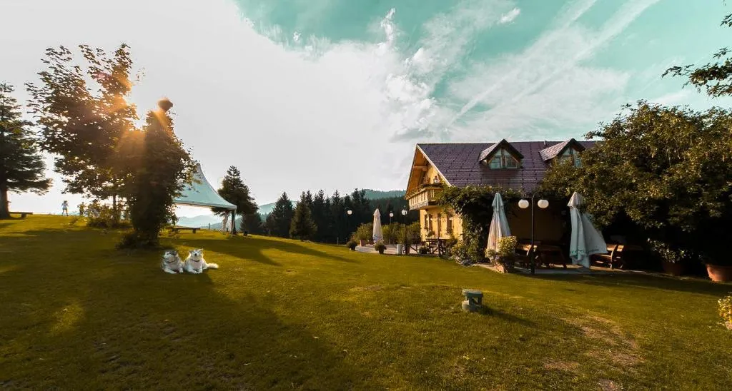 Guesthouse Smogavc, hotel en Zreče