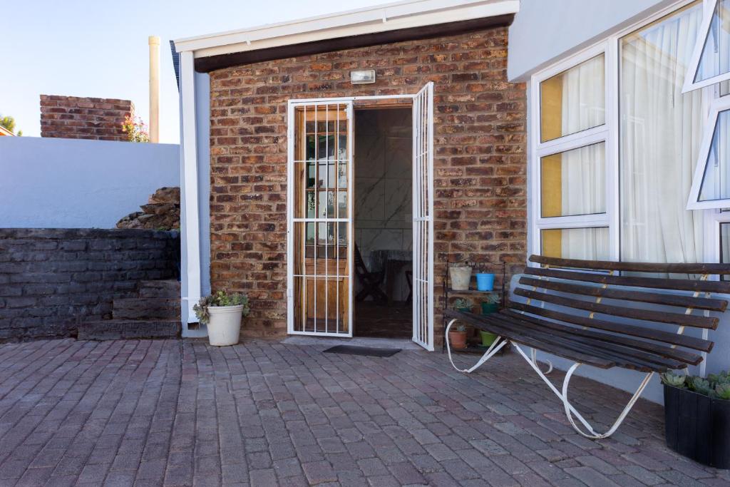 La La DaThel Guesthouse photo
