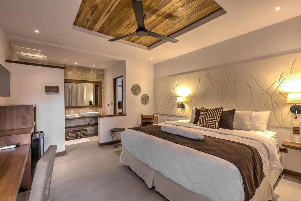 King Room with Pool View - Adults Only