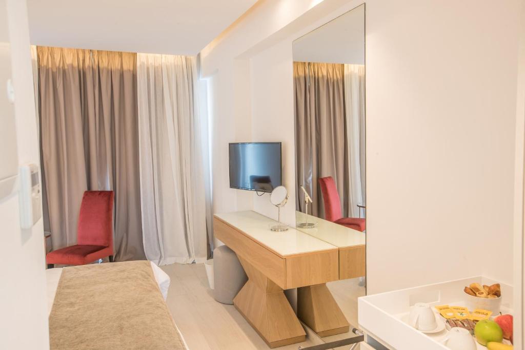 Kokkinos Boutique Hotel — Hotel rooms in Protaras, Famagusta Region