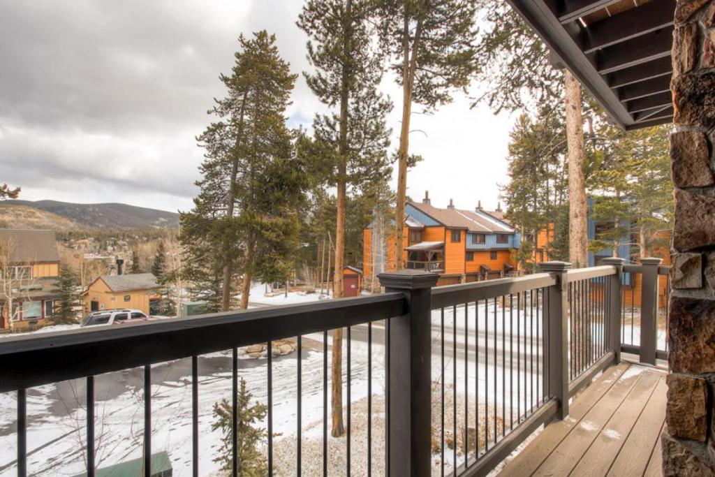 Double Eagle A21, Breckenridge