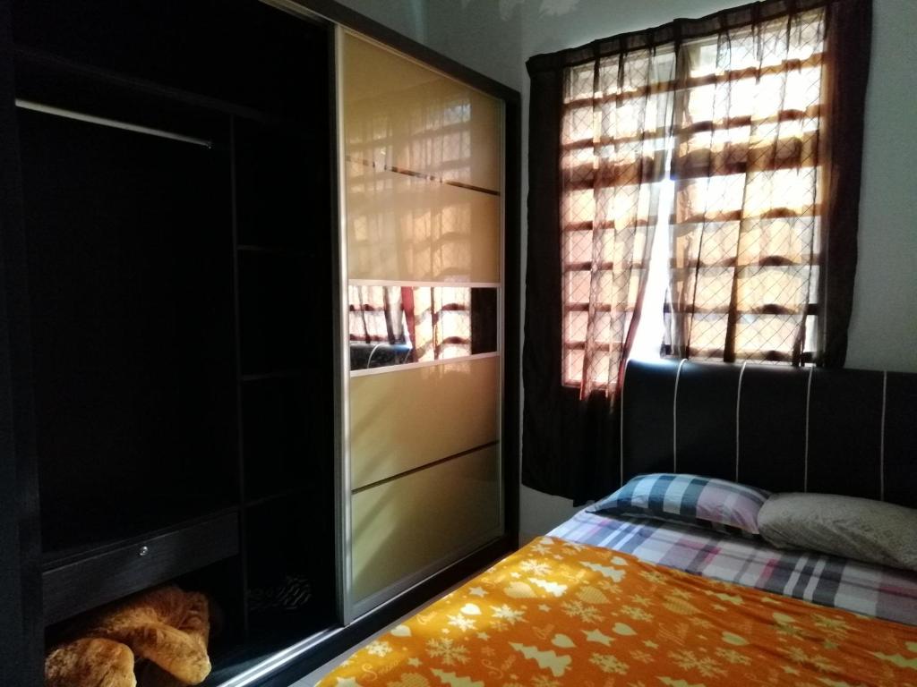 Homestay Mantin Selesa, Ground floor dengan swimming pool photo