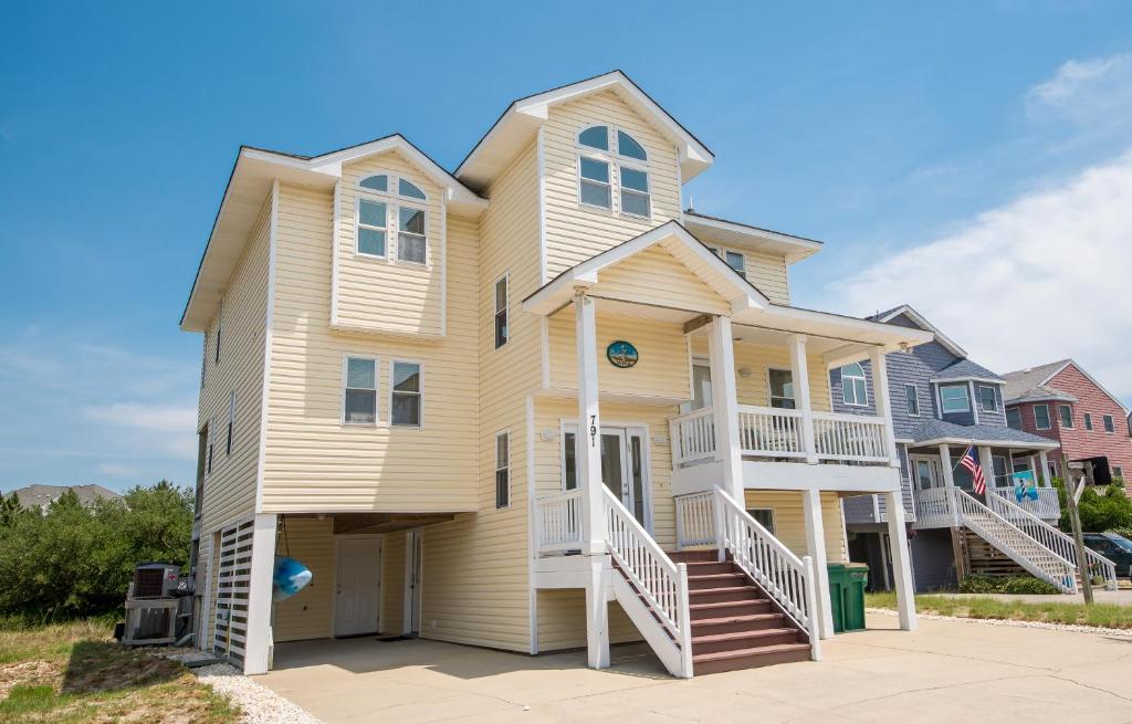 Kandel in the Wind, Corolla