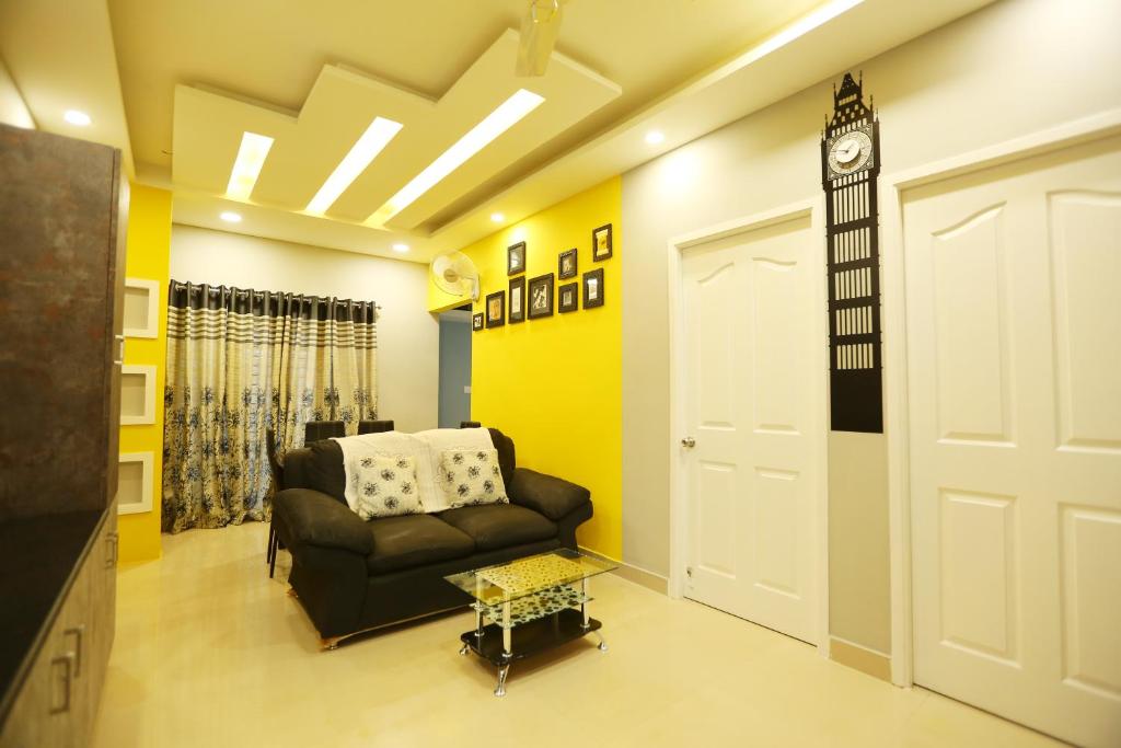 Babukala Regency — Hotel in Kuvattur