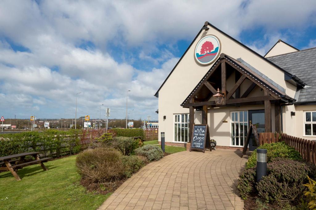 Sessile Oak, Llanelli by Marston's Inns photo