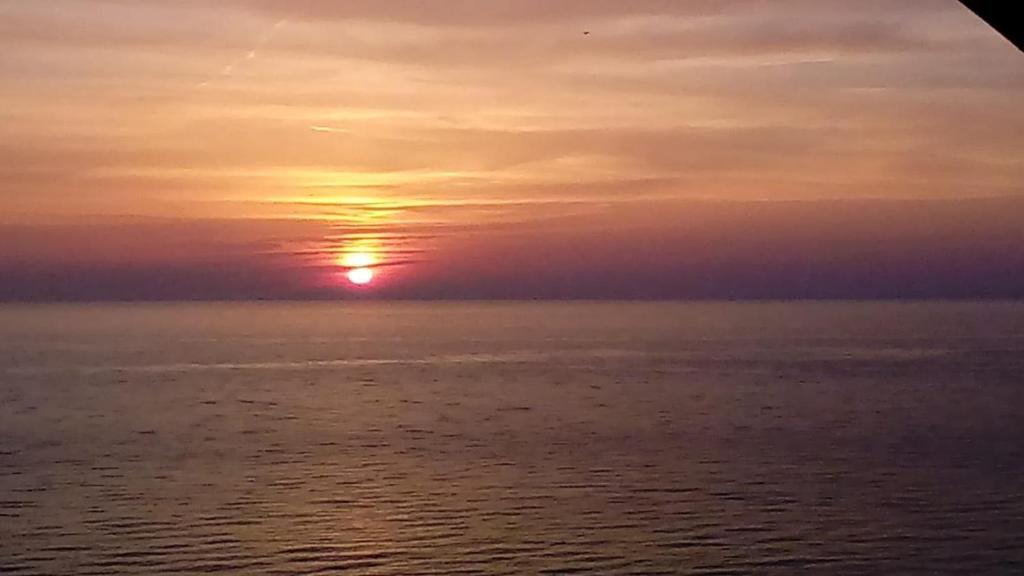 BATUMI BEACH TOWER photo