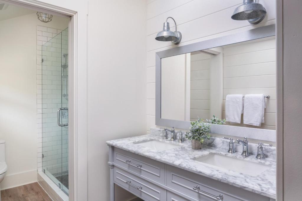 Hideaway Santa Barbara, A Kirkwood Collection Hotel photo
