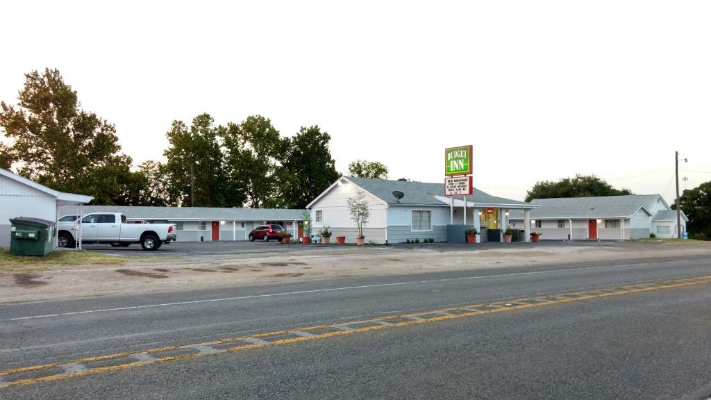 Budget Inn Hamilton photo