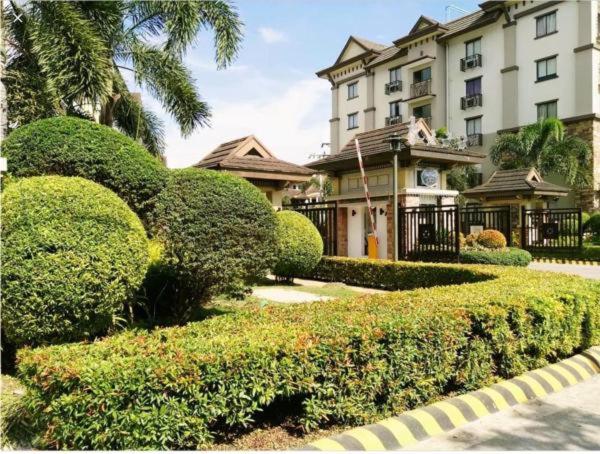 Alles Oasis Condo Near SM Mall 2BR-WIFI- — Hotel in Davao City