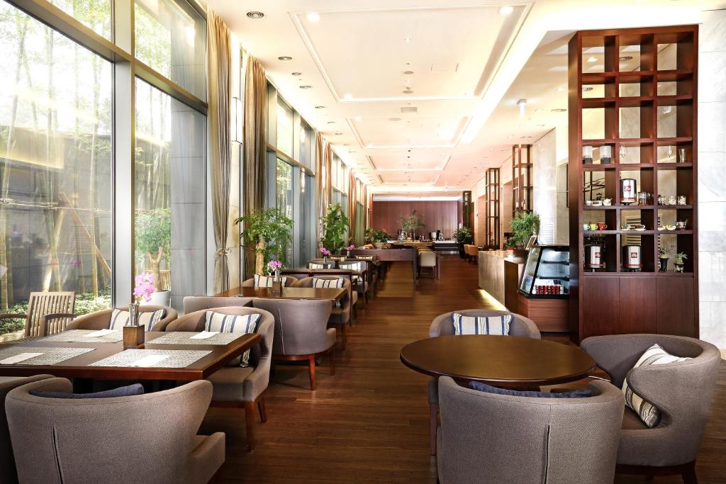 Food and beverages, Park Sunshine Hotel Jeju in Jeju