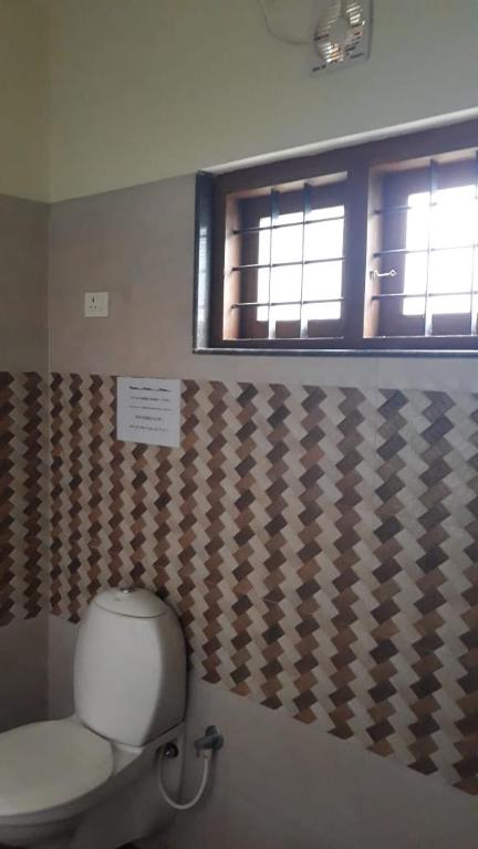 White Petals -3 BHK Homestay Munnar - Available For Indian Nationals Only photo
