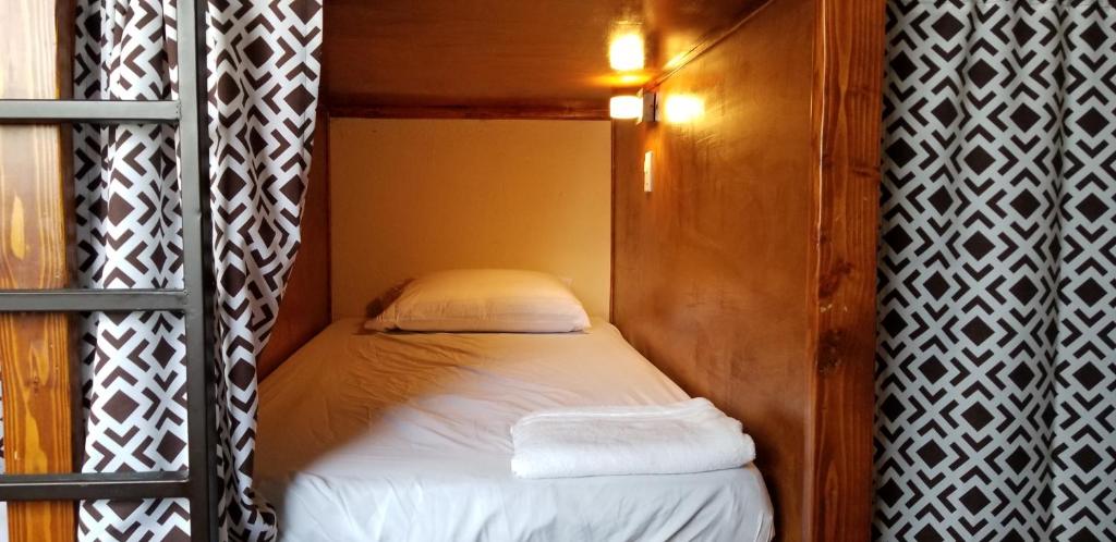 De Alamo hostel photo