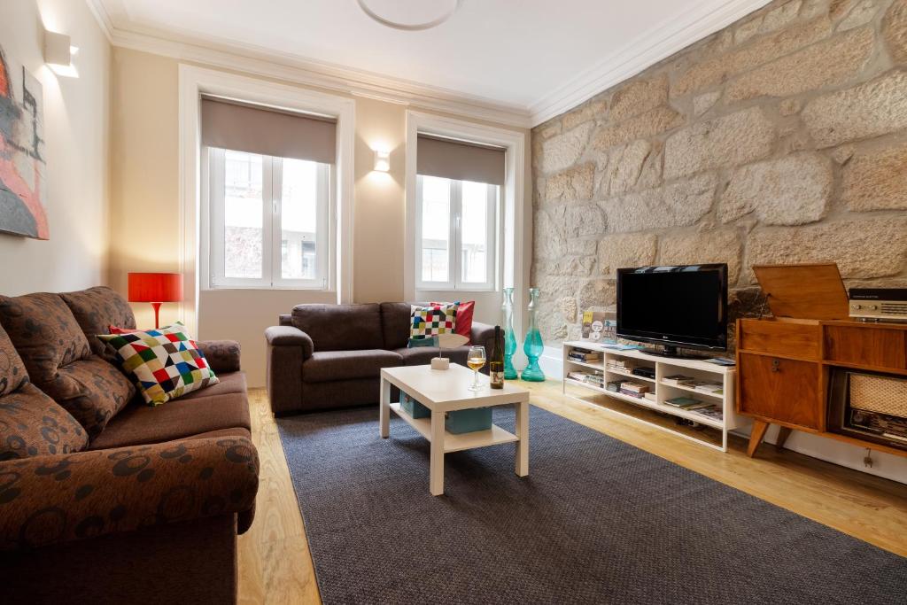 Shared lounge/TV area