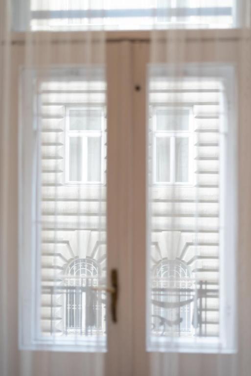Standard Apartment by Hi5 - West End Center photo