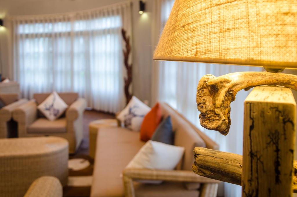 フロント・ロビー