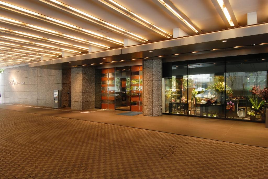 Entrance, Hotel Grand Arc Hanzomon in Tokyo