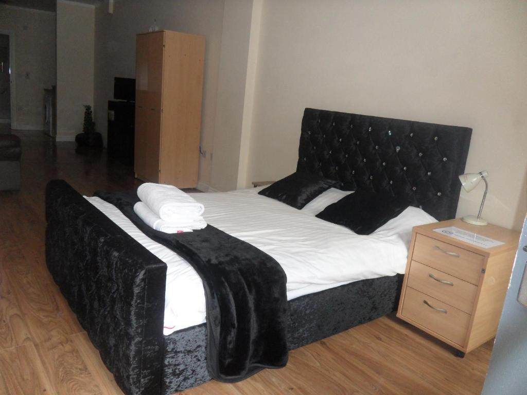 KG Short Stay Express Luxury Apartments — Hotel in Leicester