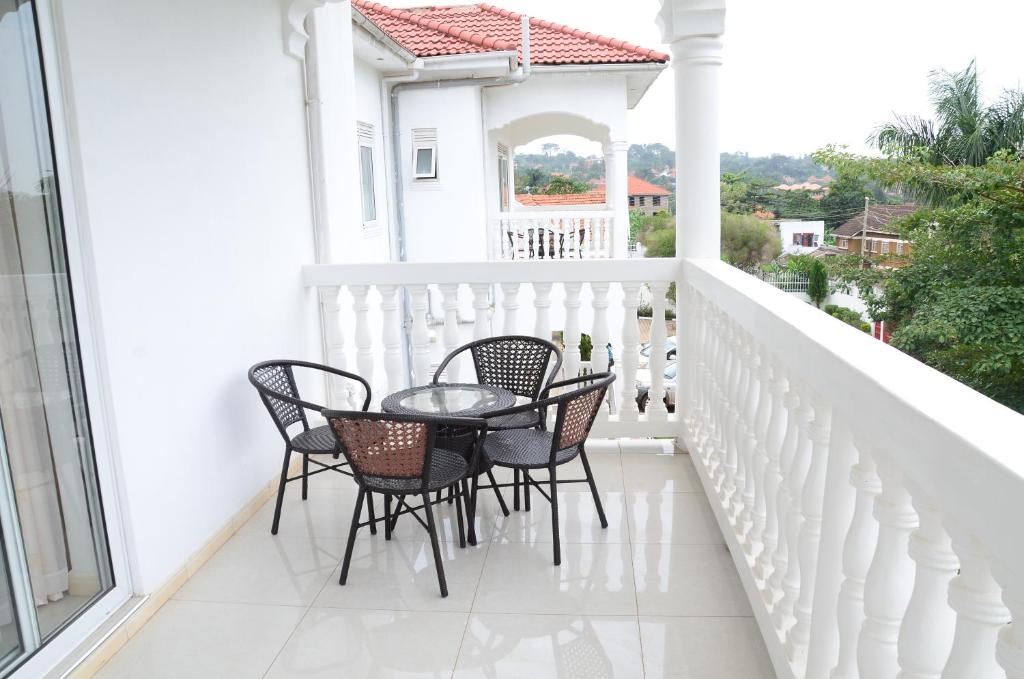 Muyenga Luxury Vacation Home photo