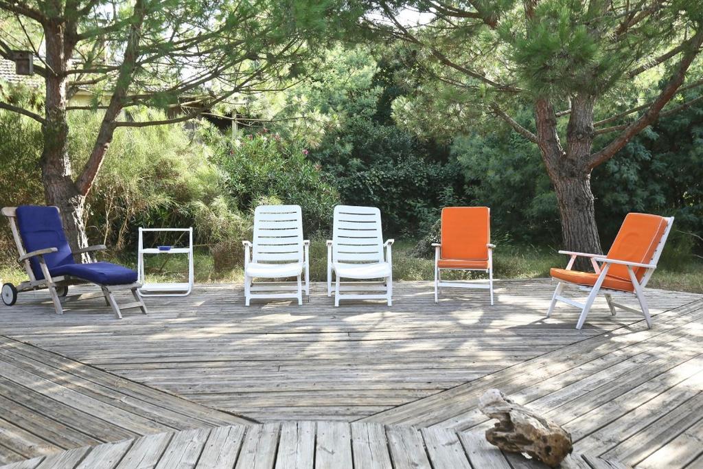 Mobilhome haut de gamme 68 personnes sur grande parcelle en bord de