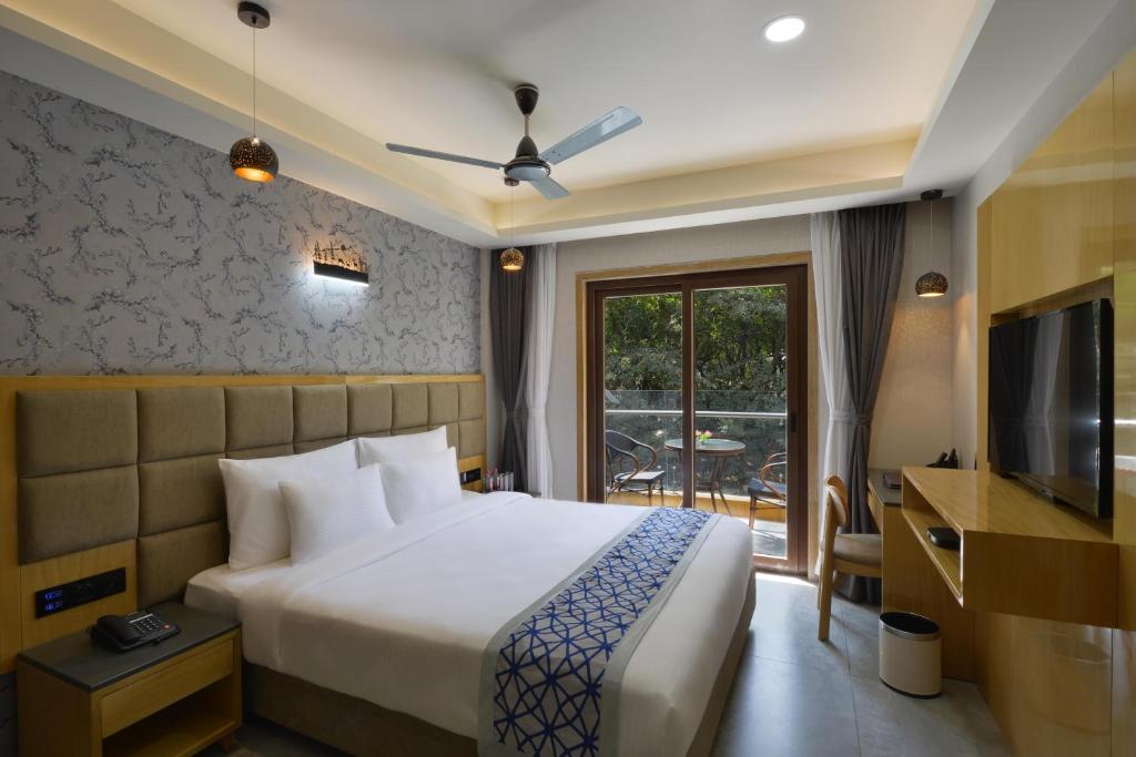 Treat Beach Resort photo