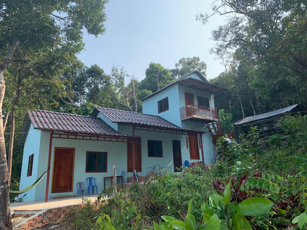 The Small Guest House — Hotel in Koh Rong